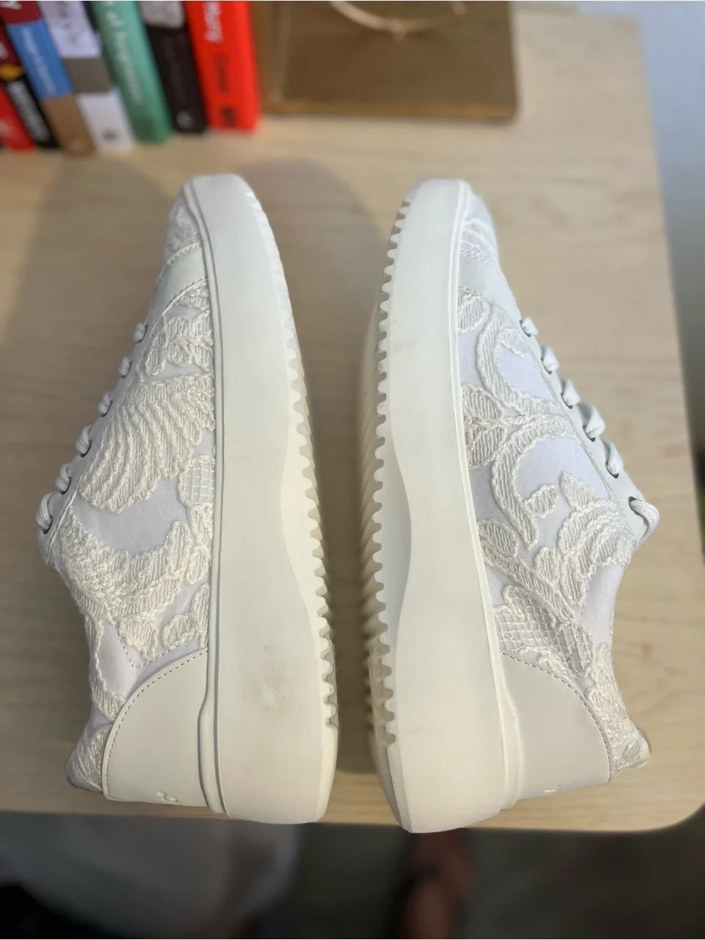Vionic White Lace-Up Floral Detail Sneakers